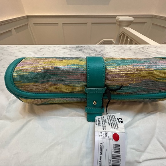 Missoni Clutch - Picture 4 of 5